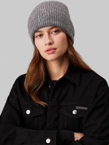 NU 20% KORTING: Calvin Klein Beanie THICK EMBROIDERY BEANIE