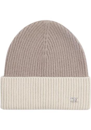 NU 20% KORTING: Calvin Klein Beanie CK METAL TWO-TONE CHUNKY BEANIE