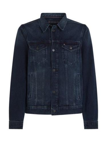 NU 20% KORTING: Tommy Hilfiger Jeansjack TRUCKER JKT RGD TRAIL BLUEBLK