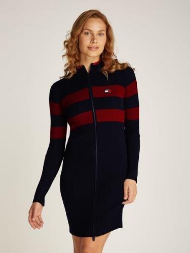 NU 20% KORTING: TOMMY JEANS Gebreide jurk TJW RWB BADGE SWEATER DRESS ...