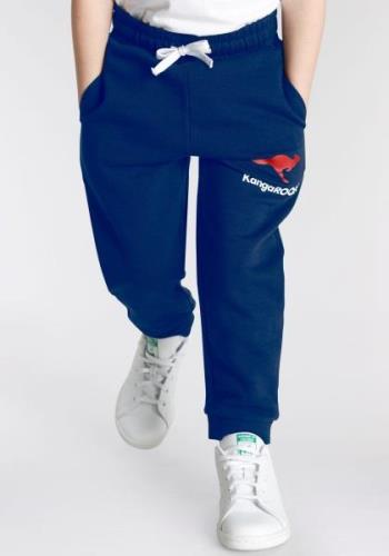 NU 20% KORTING: KangaROOS Sweatbroek Joggingbroek met logo-print