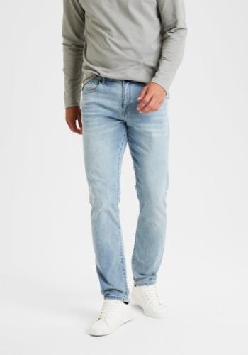 Buffalo 5-pocket jeans Straight fit met normale taillehoogte, van elas...