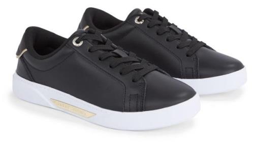 Tommy Hilfiger Plateausneakers CHIC HW COURT SNEAKER met goudkleurige ...