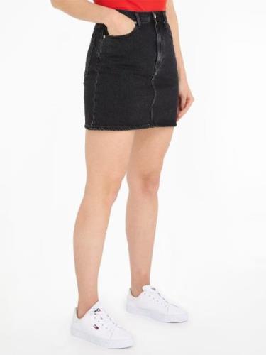 TOMMY Jeans rok MOM UH SKIRT CG4181 Webrok met logo-borduring