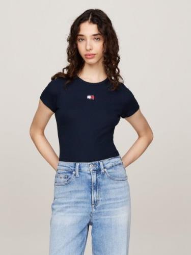 TOMMY JEANS Shirt met ronde hals TJW SLIM BADGE RIB TEE in ribstructuu...