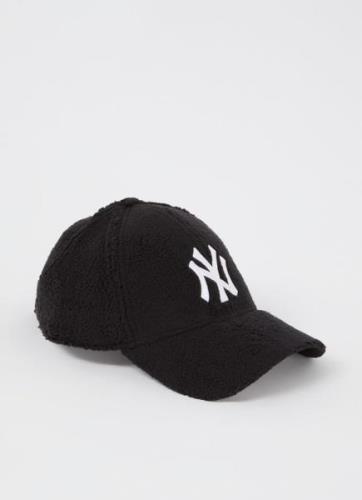 New Era Pet met New York Yankees borduring